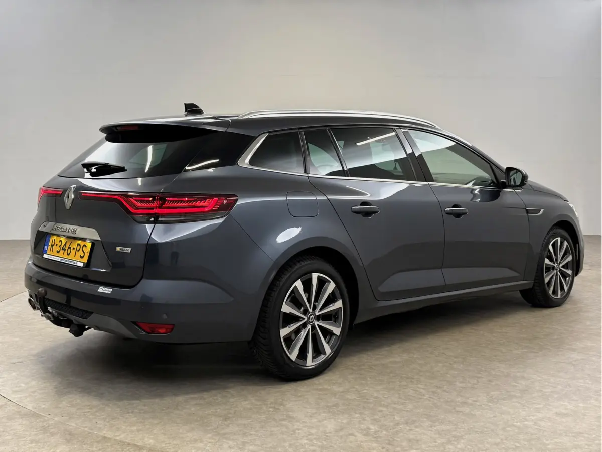 1.3 TCe 160PK R.S. Line | Camera | Bose | Virtual | Trekhaak | Carplay | Sfeer | Cruise | LED | Navi | NAP