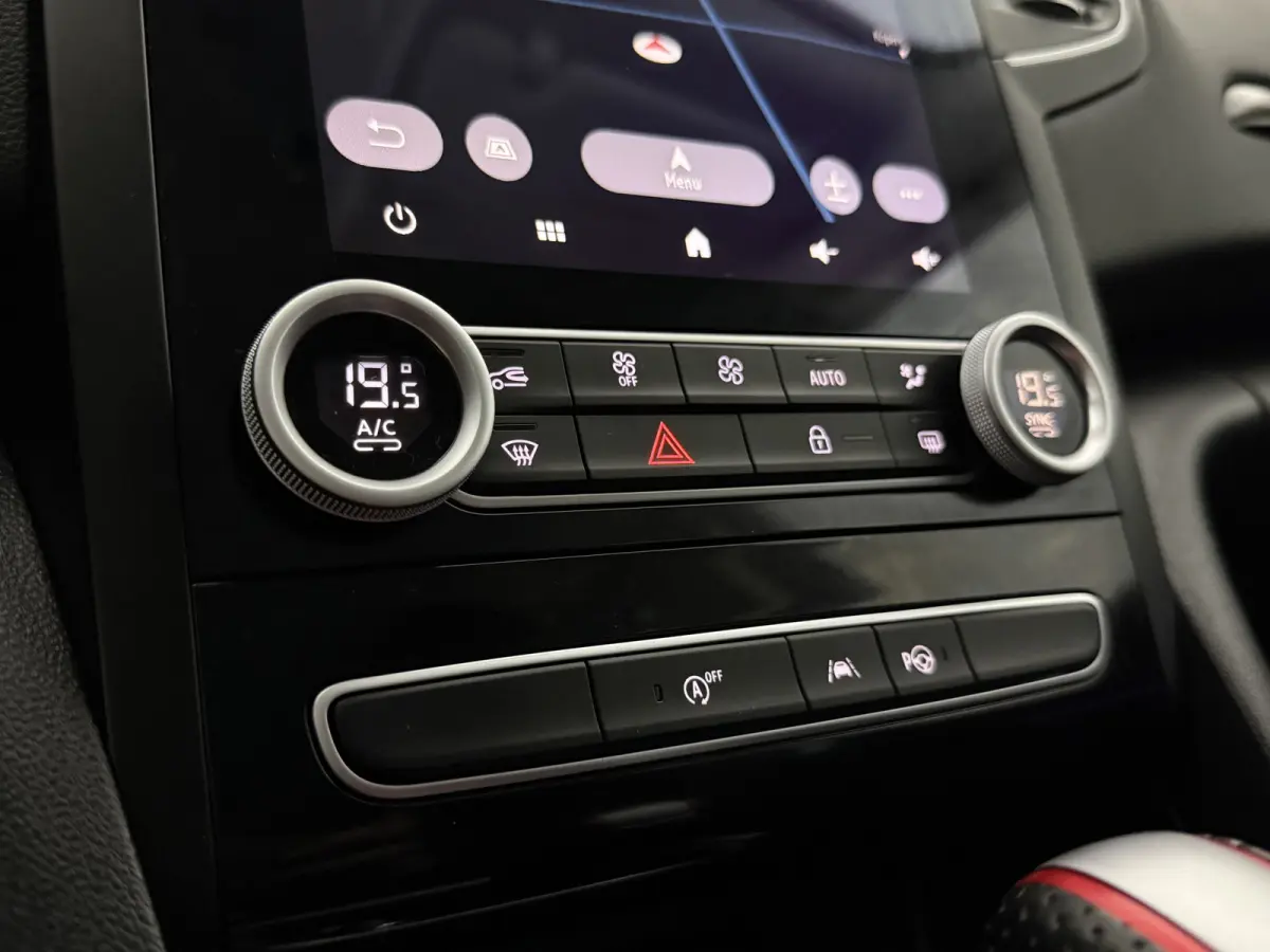 1.3 TCe 160PK R.S. Line | Camera | Bose | Virtual | Trekhaak | Carplay | Sfeer | Cruise | LED | Navi | NAP
