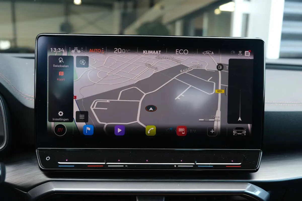 1.4 e-Hybrid VZ 245PK Navi Camera Carplay