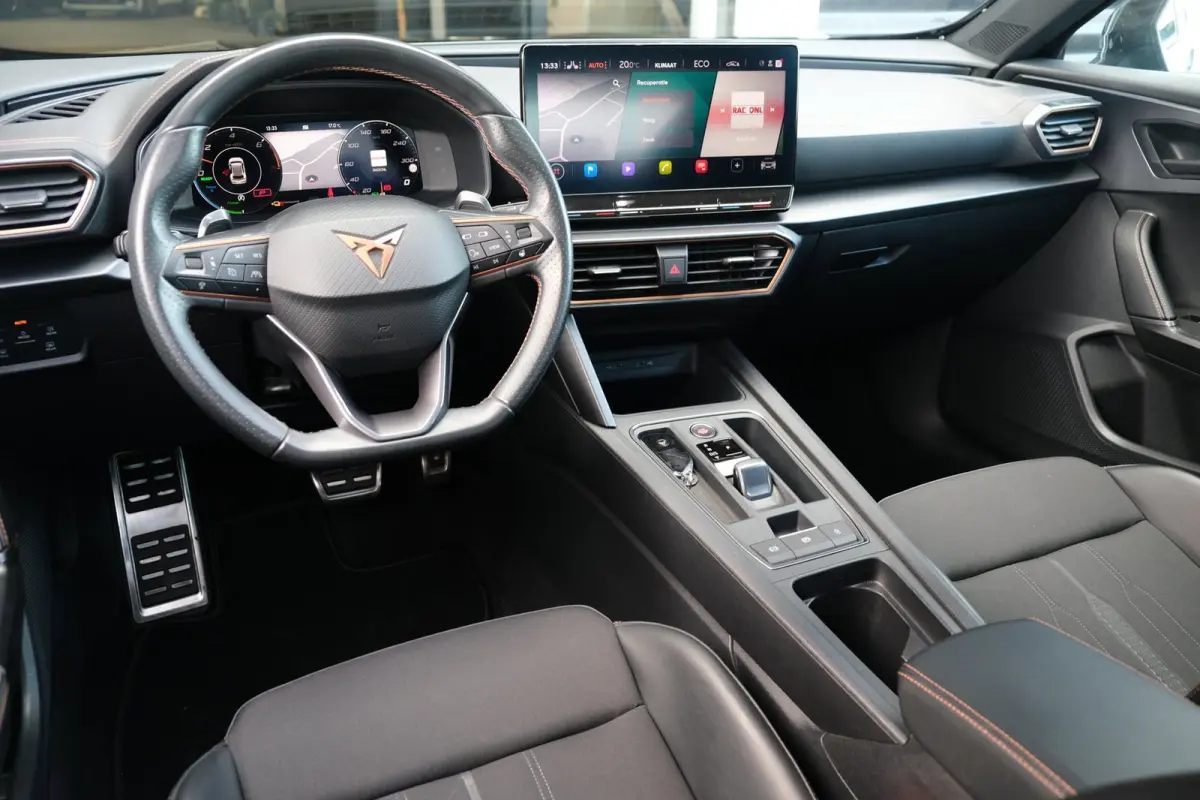 1.4 e-Hybrid VZ 245PK Navi Camera Carplay