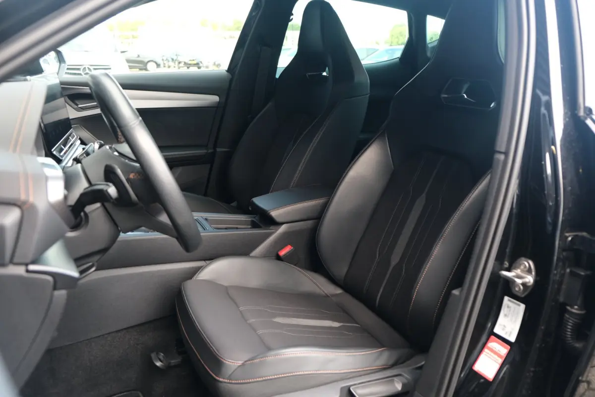 1.4 e-Hybrid VZ 245PK Navi Camera Carplay