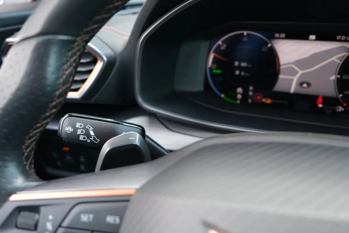 1.4 e-Hybrid VZ 245PK Navi Camera Carplay