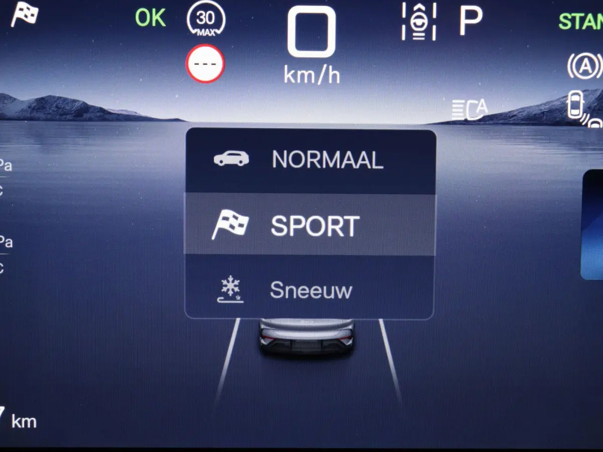 Comfort 82.5 kWh | Rijklaar | 482km WLTP | Panoramadak | Dynaudio | Lederen Bekleding |