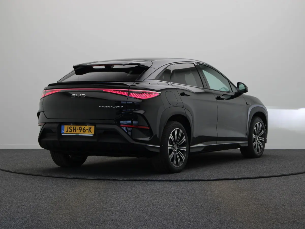 Comfort 82.5 kWh | Rijklaar | 482km WLTP | Panoramadak | Dynaudio | Lederen Bekleding |