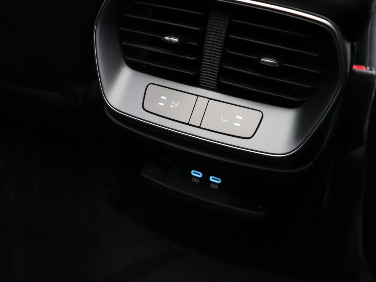 Comfort 82.5 kWh | Rijklaar | 482km WLTP | Panoramadak | Dynaudio | Lederen Bekleding |