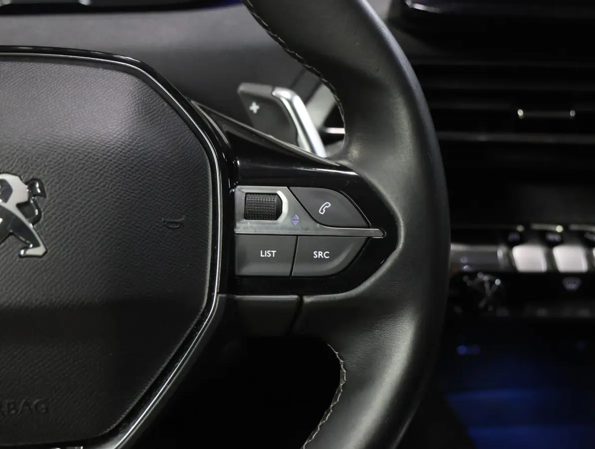 1.2 130PK Allure Pack Business | 1ste eigenaar | AUTOMAAT | Navigatie | Dodehoekdetectie | Camera | LMV | Adaptief Cruise Control | AppleCarPlay/AndroidAuto | Climate Control | Virt.Cockpit 
