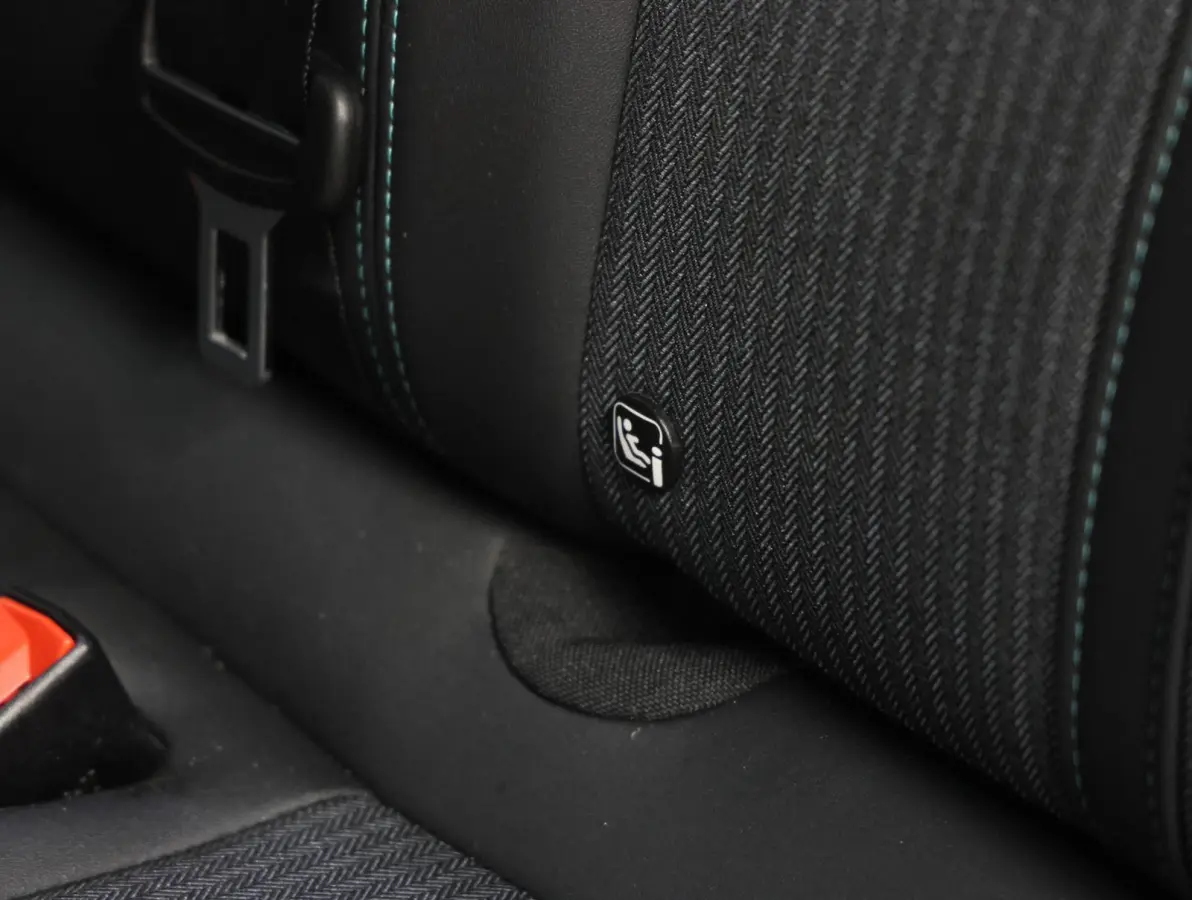 1.2 130PK Allure Pack Business | 1ste eigenaar | AUTOMAAT | Navigatie | Dodehoekdetectie | Camera | LMV | Adaptief Cruise Control | AppleCarPlay/AndroidAuto | Climate Control | Virt.Cockpit 