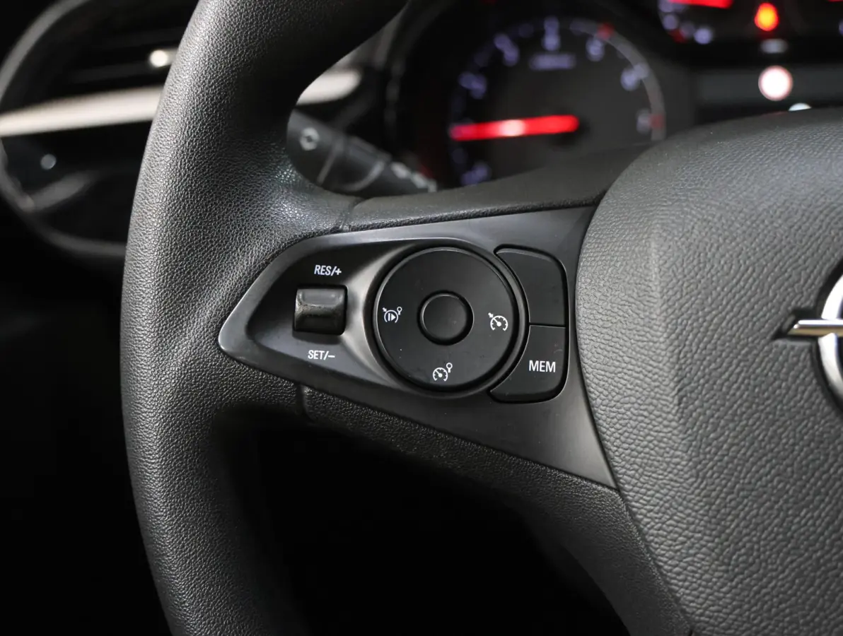 1.2 75PK Edition | 1ste eigenaar | Navigatie | Airco | Bluetooth | Cruise Control | 16"LMV | AppleCarPlay/AndroidAuto | DAB Radio | Isofix | Parkeersensoren |