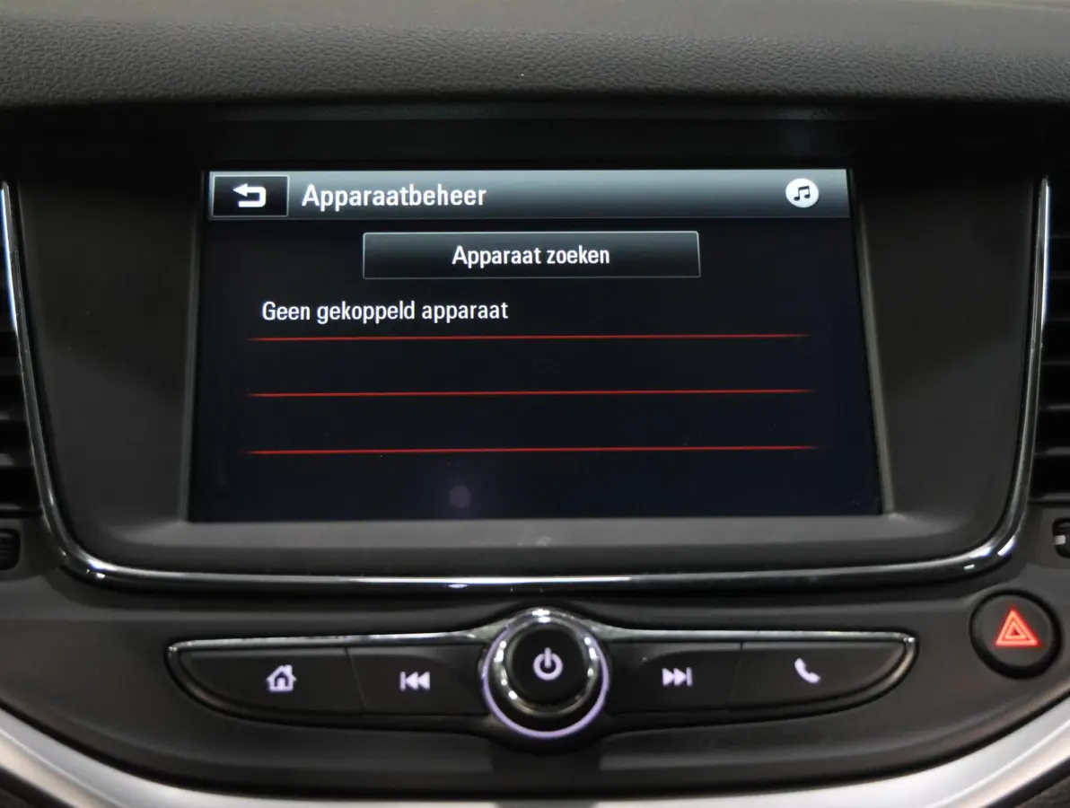 ST 105PK 120 Jaar Edition | 1ste eigenaar | Camera | Trekhaak | AppleCarPlay/Android | Armsteun | AGR stoelen | Navigatie | Climate Control | Cruise Control | Isofix | Privacy Glass | Parkee