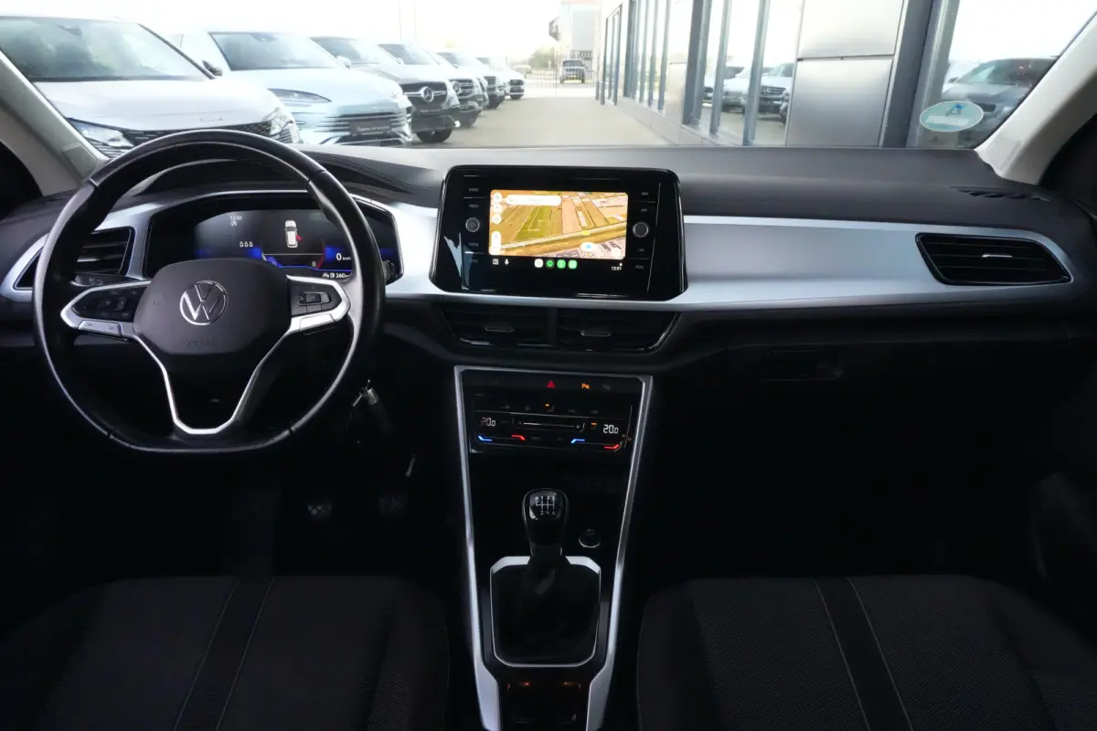 1.0 TSI Life | 110 PK | Apple Carplay | ACC | Parkeersensoren | Volkswagen T-Roc 1.0 TSI Life 110 PK met een 1.0-liter driecilinder benzinemotor, infotainmentsysteem met smartphoneconnectivi