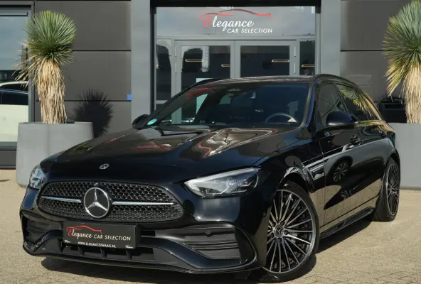 200 AMG Line | 204 PK | Panoramadak | Leder | 360°-camera | Massage stoelen | Mercedes-Benz C-Klasse Estate 200 AMG Line 204 PK met een 1.5-liter viercilinder benzinemotor met mild-hybride 