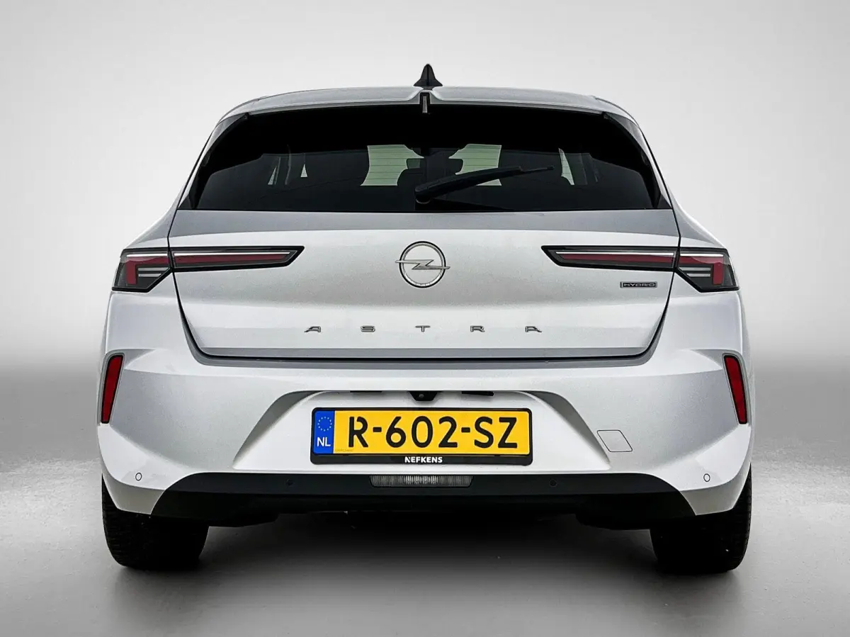 180pk Hybrid Edition ACCU 97% | 1ste eigenaar | Stuur/stoelverwarming | Camera | LED lampen | Navigatie | AUTOMAAT