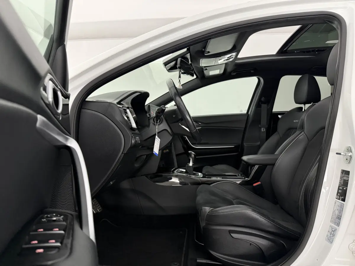 1.0 T-GDi GT-Line | Pano | Virtual | Camera | Carplay | Clima | Winterpack | NAP