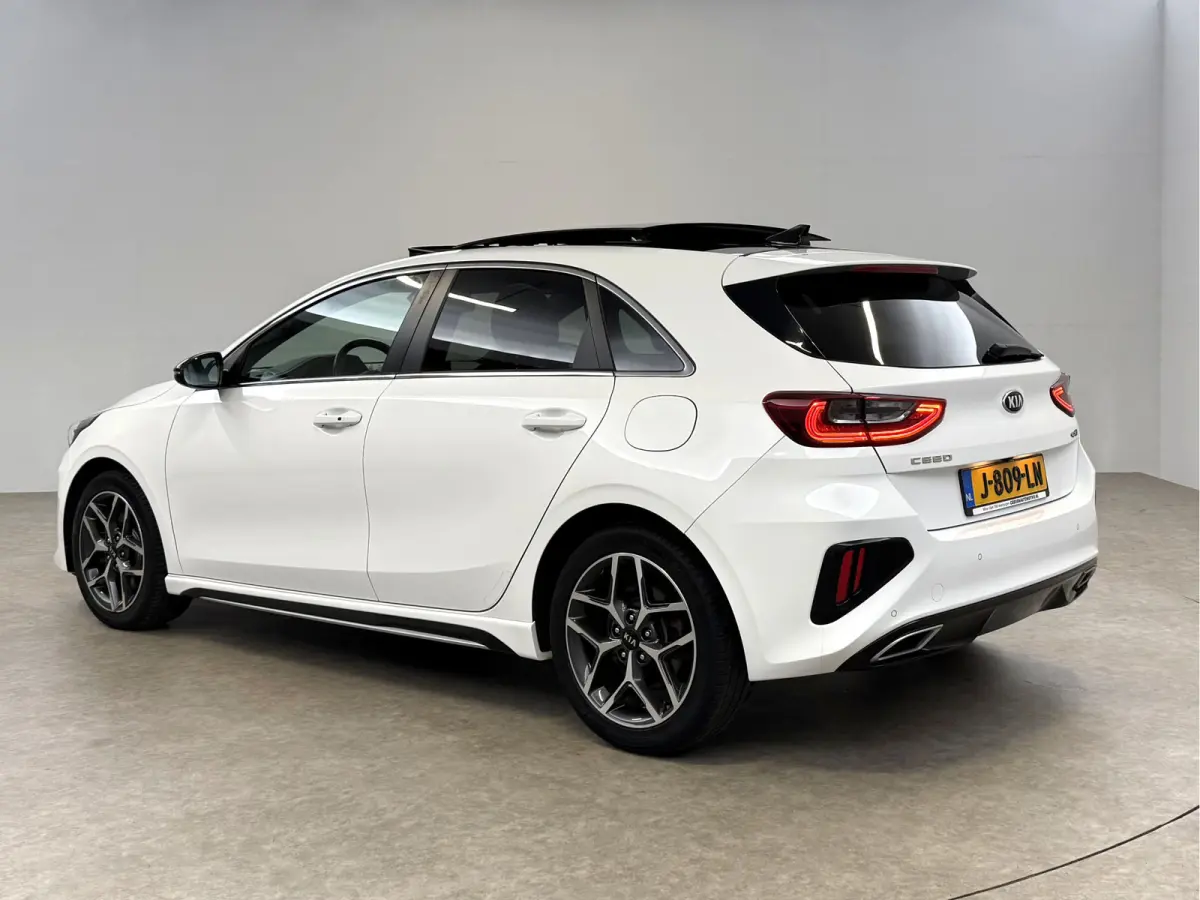 1.0 T-GDi GT-Line | Pano | Virtual | Camera | Carplay | Clima | Winterpack | NAP