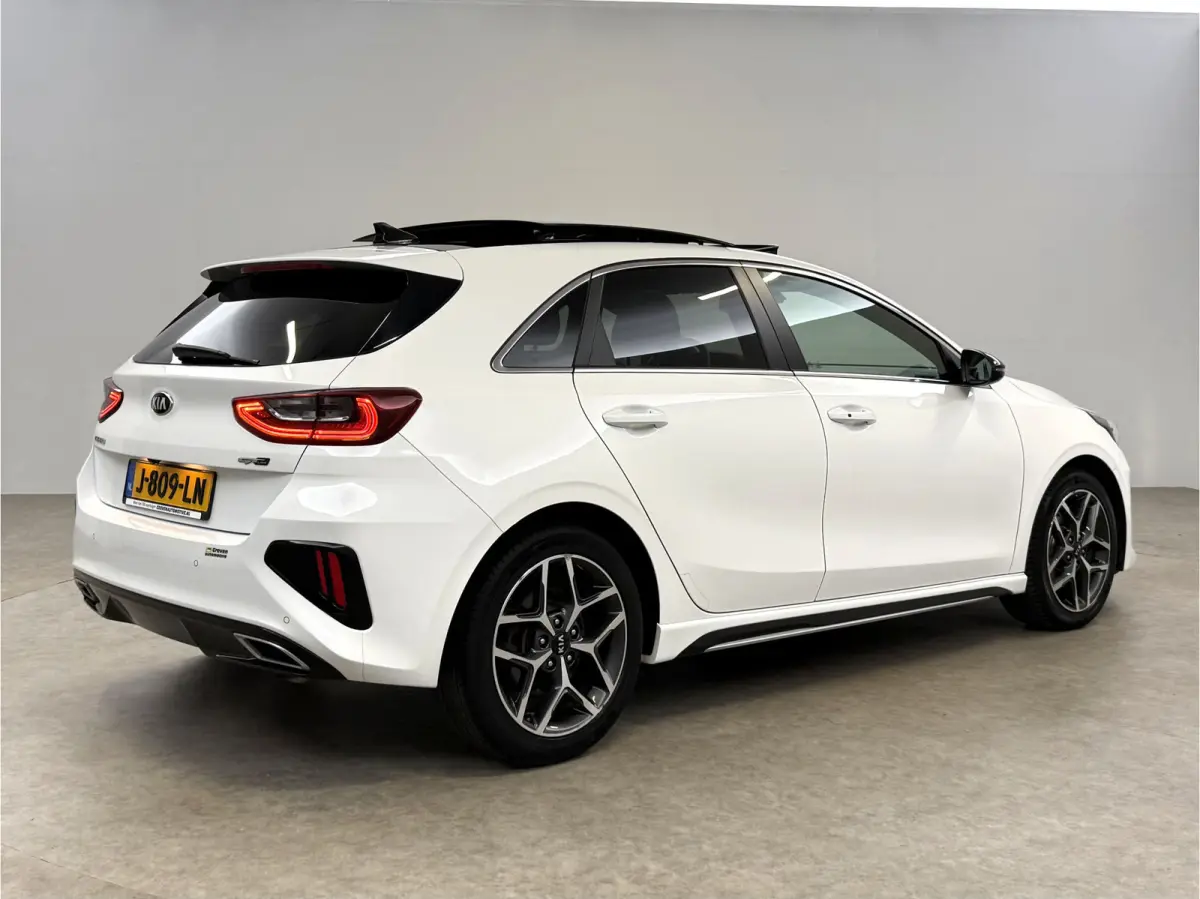 1.0 T-GDi GT-Line | Pano | Virtual | Camera | Carplay | Clima | Winterpack | NAP