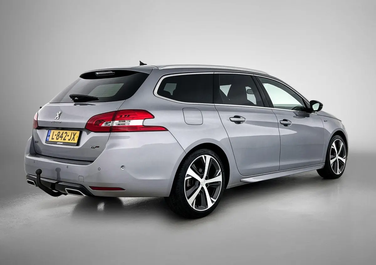 Blue Lease GT 130pk Automaat | Navigatie | Achteruitrijcamera | Full LED koplampen | Adaptieve Cruise Control | Keyless | Sportstoelen Leder/Alcantara verwarmd+massage | Climate Control | Pa