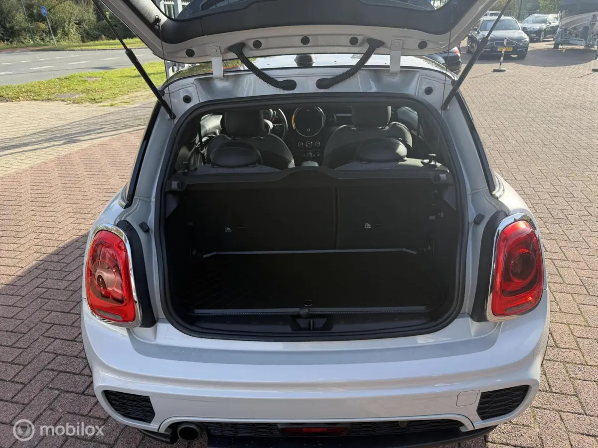 1.5 Cooper Chili JCW Pakket Autom Navi Led Sportst