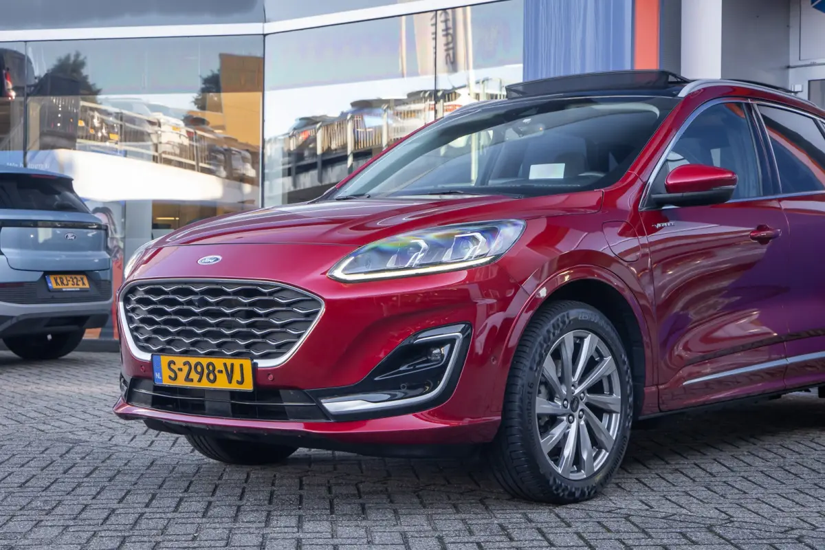 2.5 PHEV Vignale | Pano | Trekhaak | Leder | Memory | B&O | Head-up | Cruise adaptief | Stuur/stoel/voorruit verwarming | Camera | Achteruitrijcamera | Apple Carplay/Android Auto|telefoonint