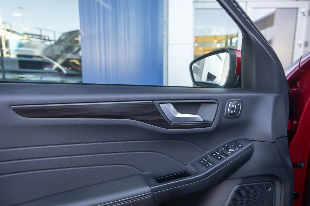 2.5 PHEV Vignale | Pano | Trekhaak | Leder | Memory | B&O | Head-up | Cruise adaptief | Stuur/stoel/voorruit verwarming | Camera | Achteruitrijcamera | Apple Carplay/Android Auto|telefoonint