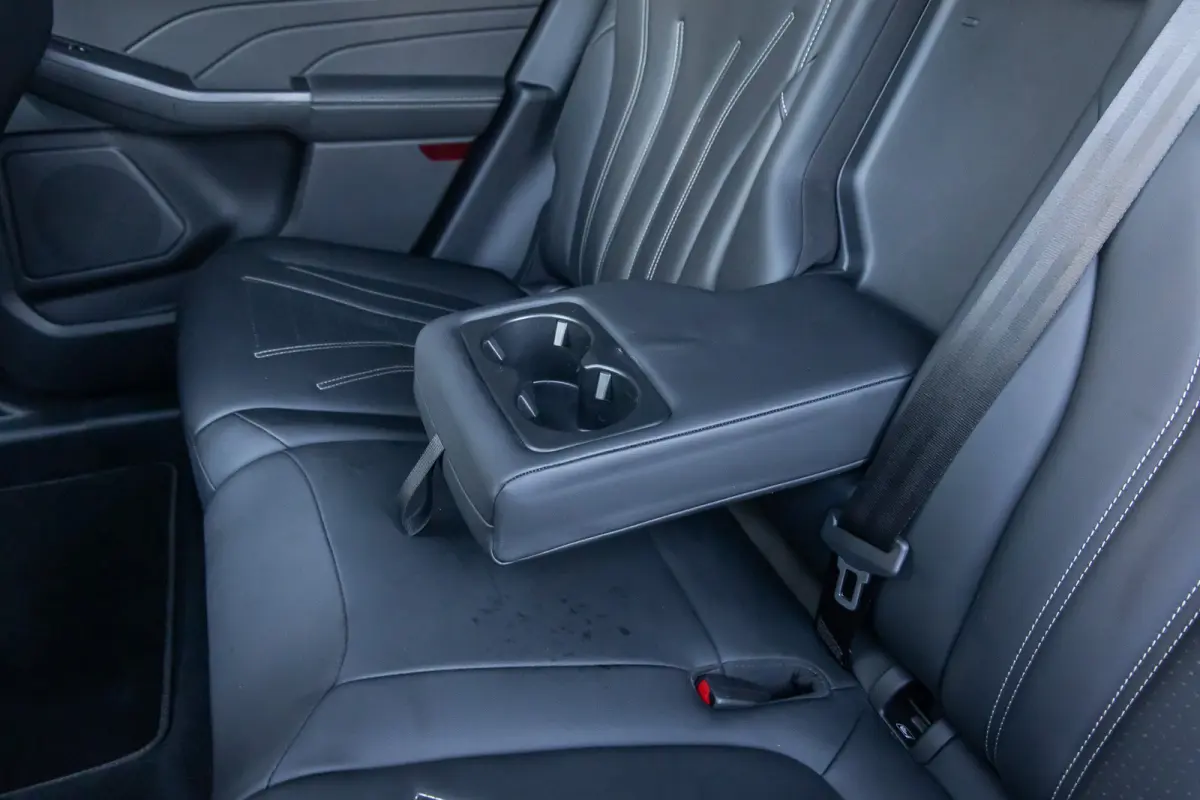 2.5 PHEV Vignale | Pano | Trekhaak | Leder | Memory | B&O | Head-up | Cruise adaptief | Stuur/stoel/voorruit verwarming | Camera | Achteruitrijcamera | Apple Carplay/Android Auto|telefoonint