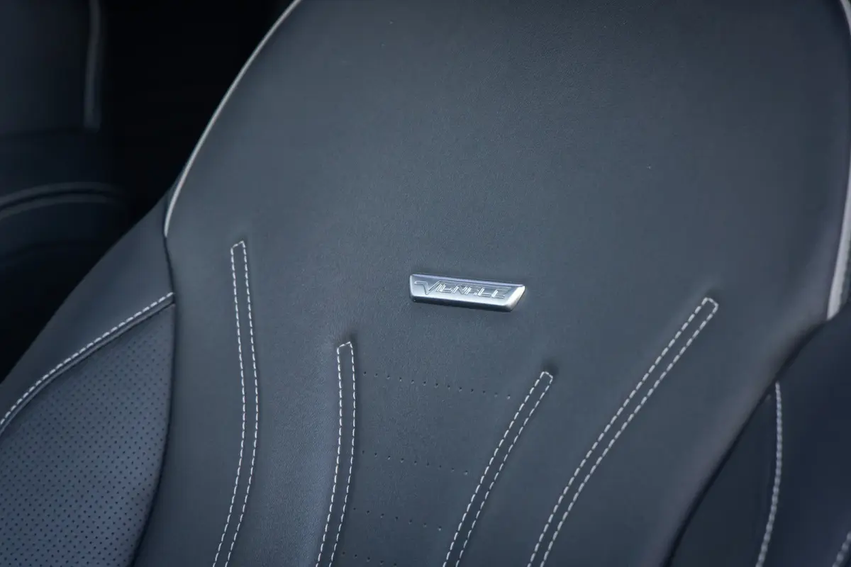 2.5 PHEV Vignale | Pano | Trekhaak | Leder | Memory | B&O | Head-up | Cruise adaptief | Stuur/stoel/voorruit verwarming | Camera | Achteruitrijcamera | Apple Carplay/Android Auto|telefoonint