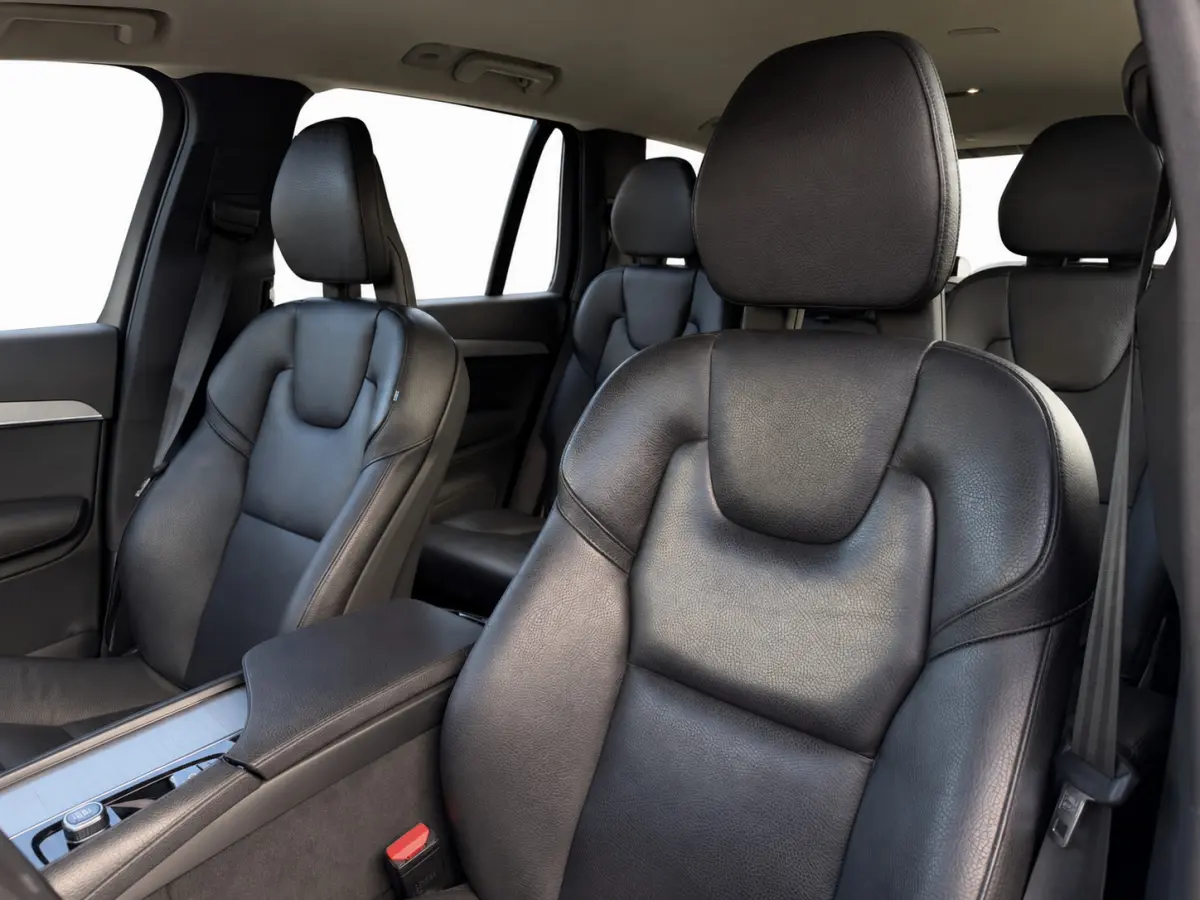 2.0 T8 Recharge AWD | Pilot Assist | Trekhaak | Camera | Dodehoek | Carplay