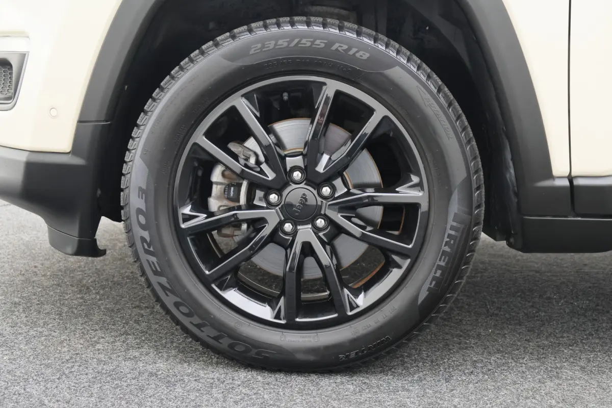 4xe 240 Plug-in Hybrid S