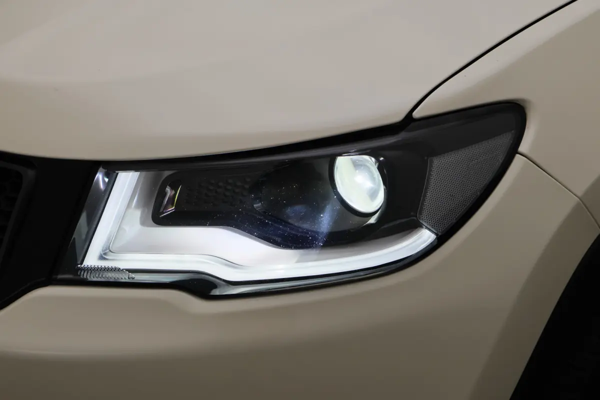 4xe 240 Plug-in Hybrid S