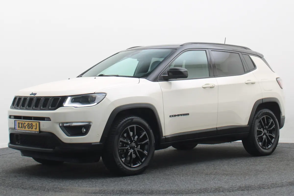4xe 240 Plug-in Hybrid S