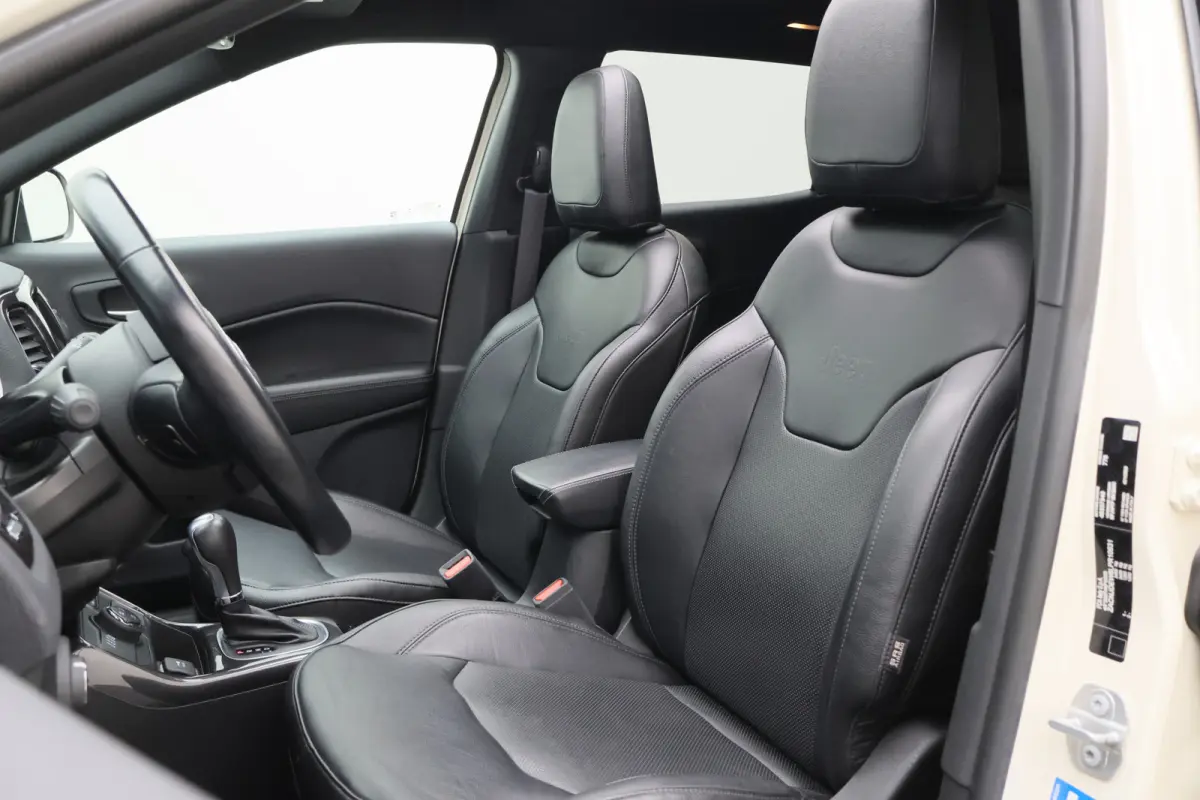 4xe 240 Plug-in Hybrid S