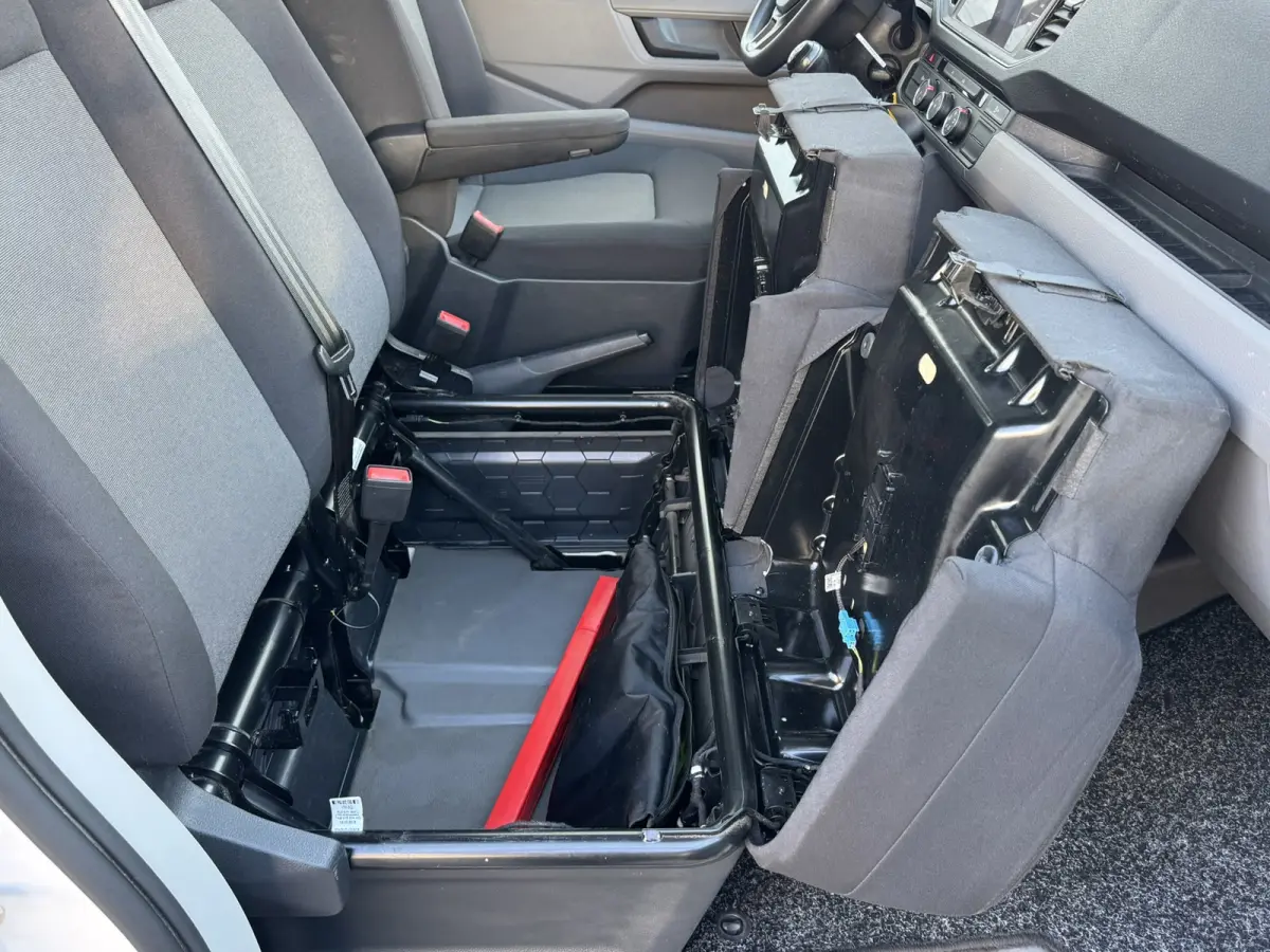 35 2.0 TDI L3 DC Trendline Trekhaak 2800kg Trekgewicht Airco Cruise Carplay laadbak 2.700X 2.030
