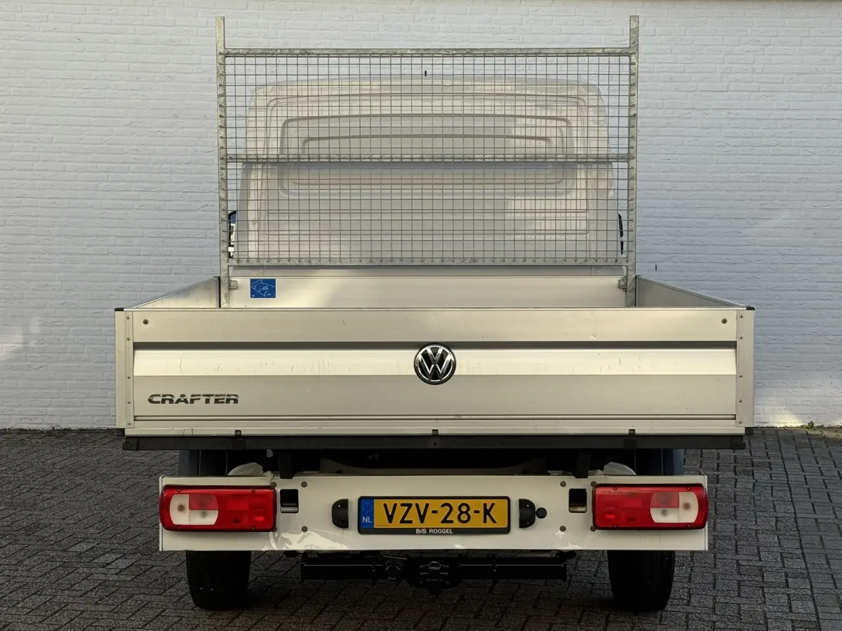 35 2.0 TDI L3 DC Trendline Trekhaak 2800kg Trekgewicht Airco Cruise Carplay laadbak 2.700X 2.030
