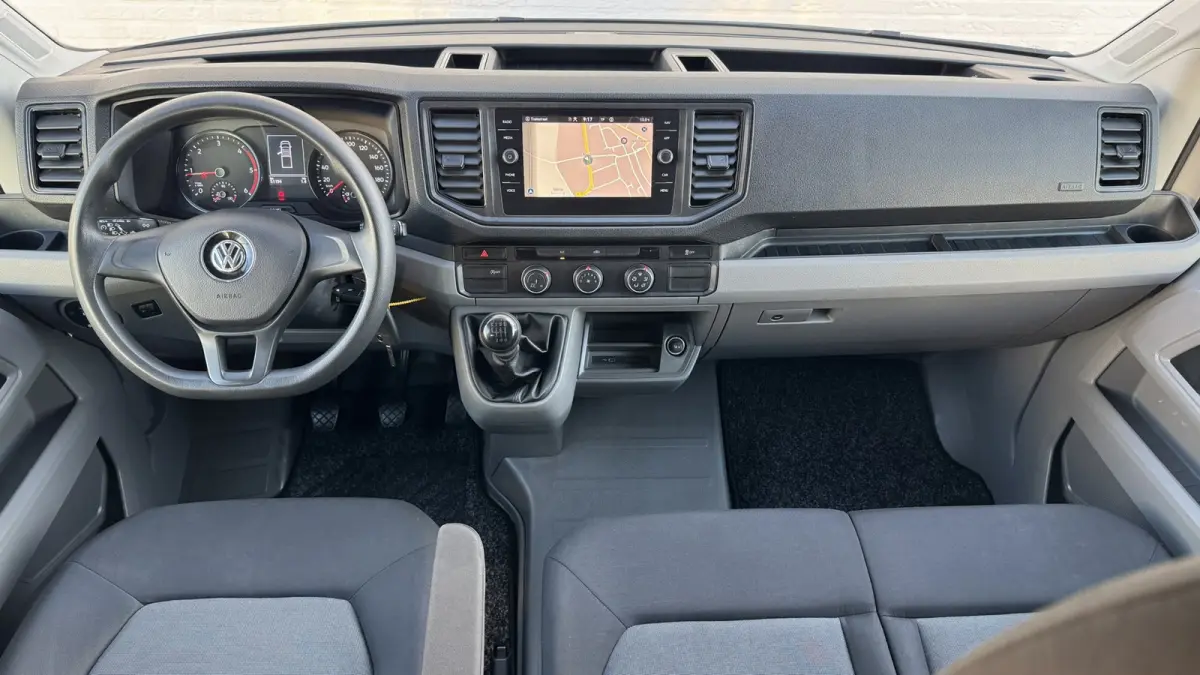 35 2.0 TDI L3 DC Trendline Trekhaak 2800kg Trekgewicht Airco Cruise Carplay laadbak 2.700X 2.030