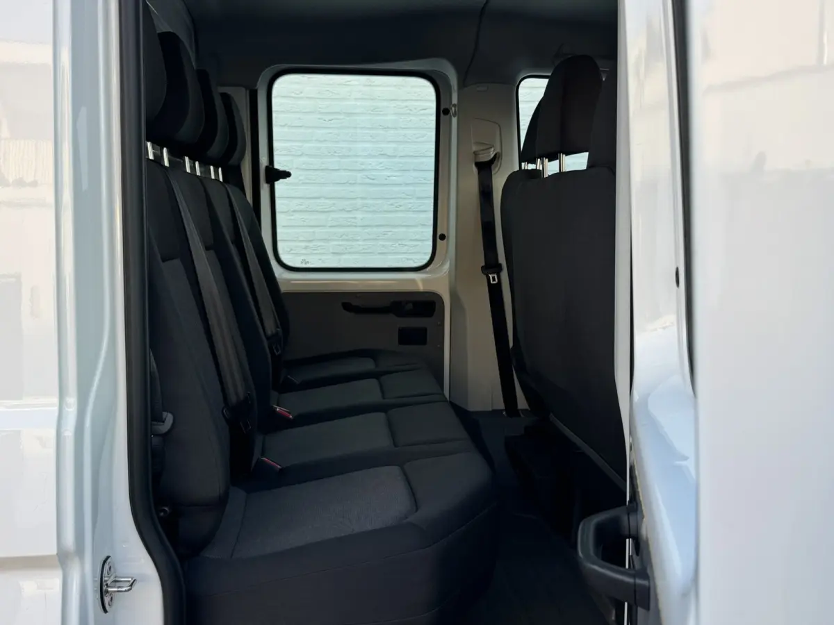 35 2.0 TDI L3 DC Trendline Trekhaak 2800kg Trekgewicht Airco Cruise Carplay laadbak 2.700X 2.030