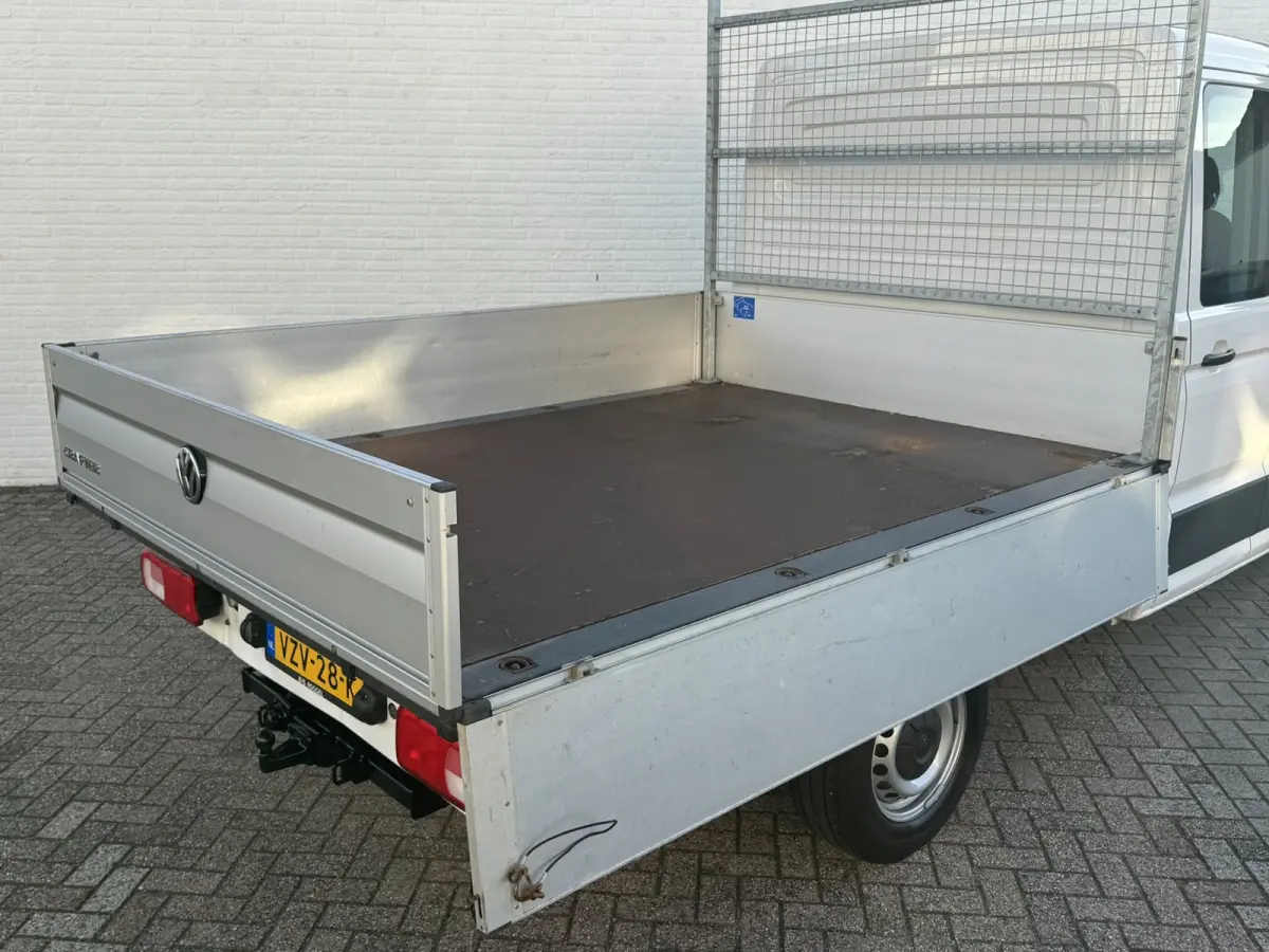 35 2.0 TDI L3 DC Trendline Trekhaak 2800kg Trekgewicht Airco Cruise Carplay laadbak 2.700X 2.030