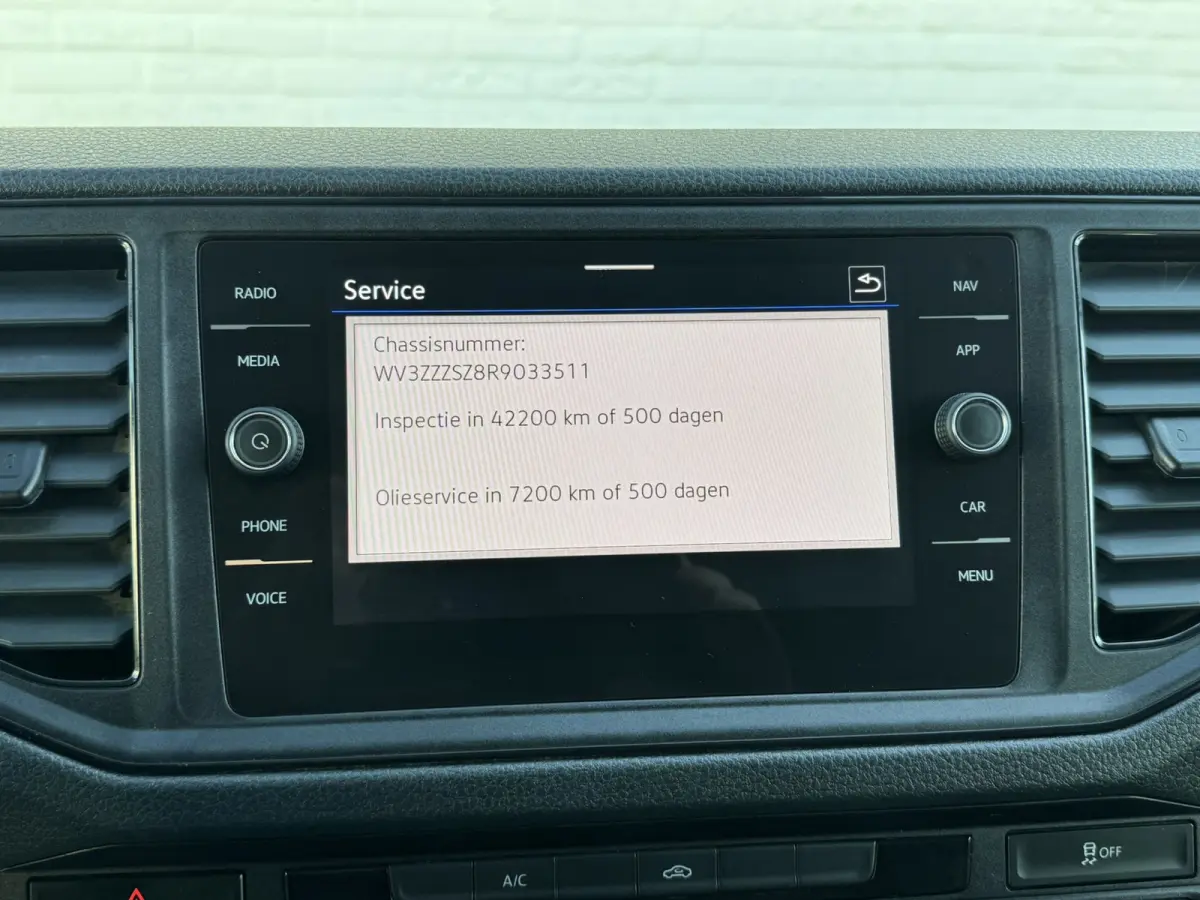 35 2.0 TDI L3 DC Trendline Trekhaak 2800kg Trekgewicht Airco Cruise Carplay laadbak 2.700X 2.030