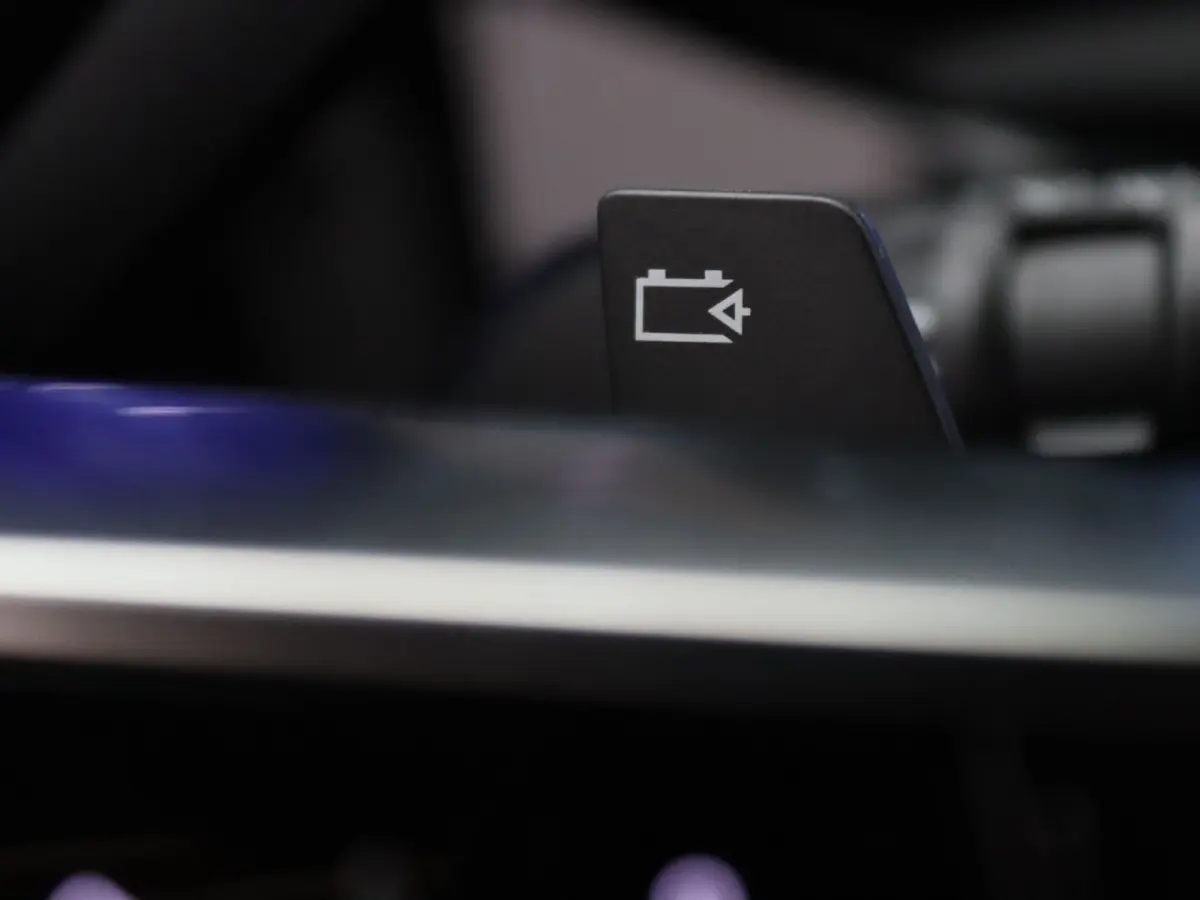 comfort range iconic 52 kWh Apple Carplay/Android Auto | Climate