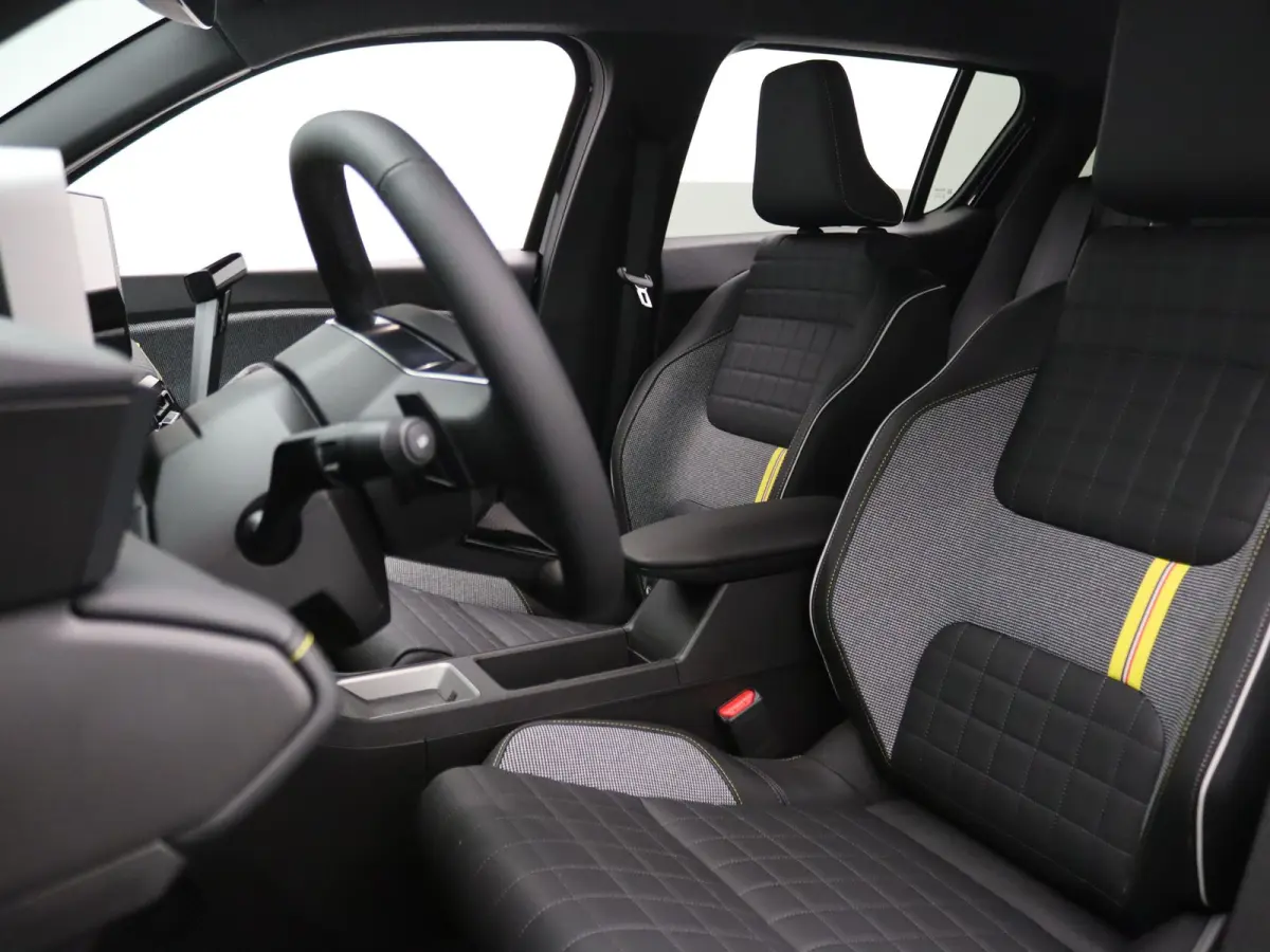 comfort range iconic 52 kWh Apple Carplay/Android Auto | Climate