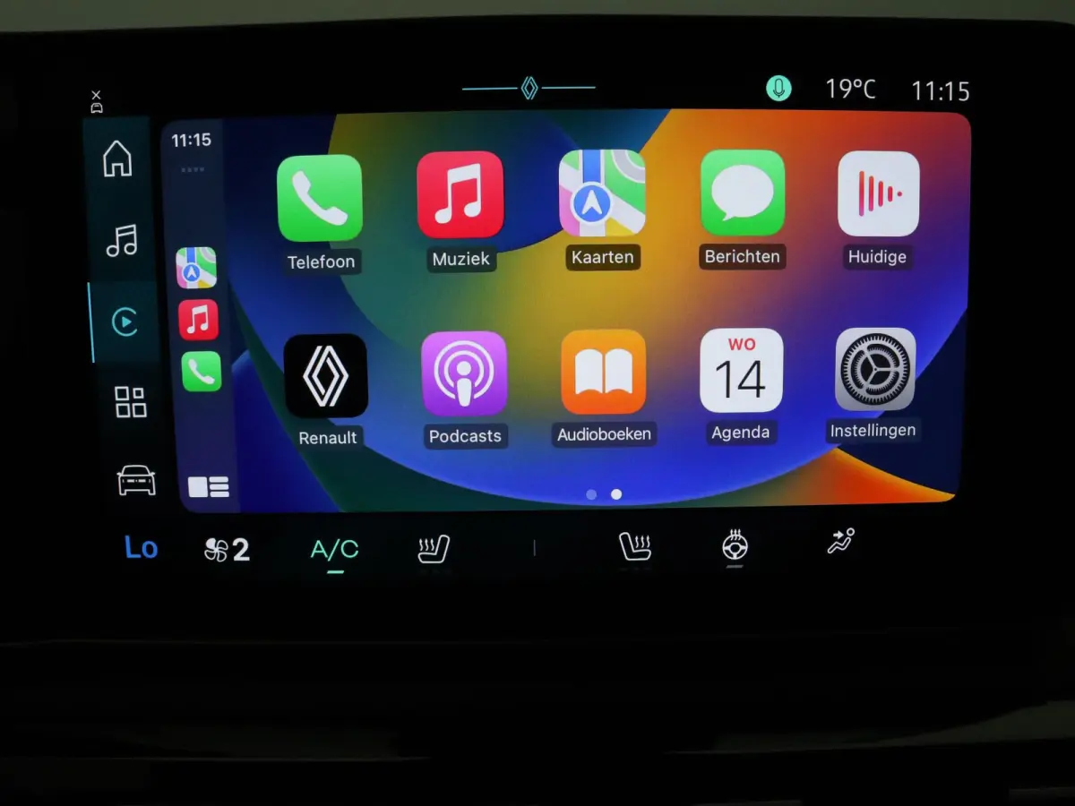 comfort range iconic 52 kWh Apple Carplay/Android Auto | Climate