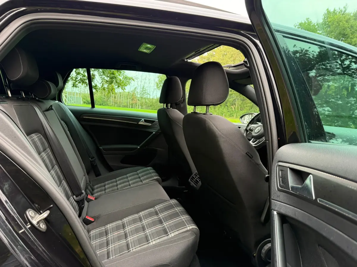 2.0 TDI GTD | " 92.000 " KM + Pano + Keyless Nu € 18.750,- !!!
