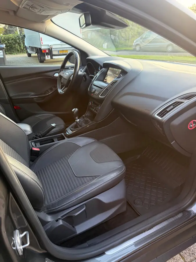 1.0 Titanium 1E EIG|NAVI|PDC|STUUR/STOEL VW/|CRUISE CONTROL|DEALER ONDERHOUDEN|