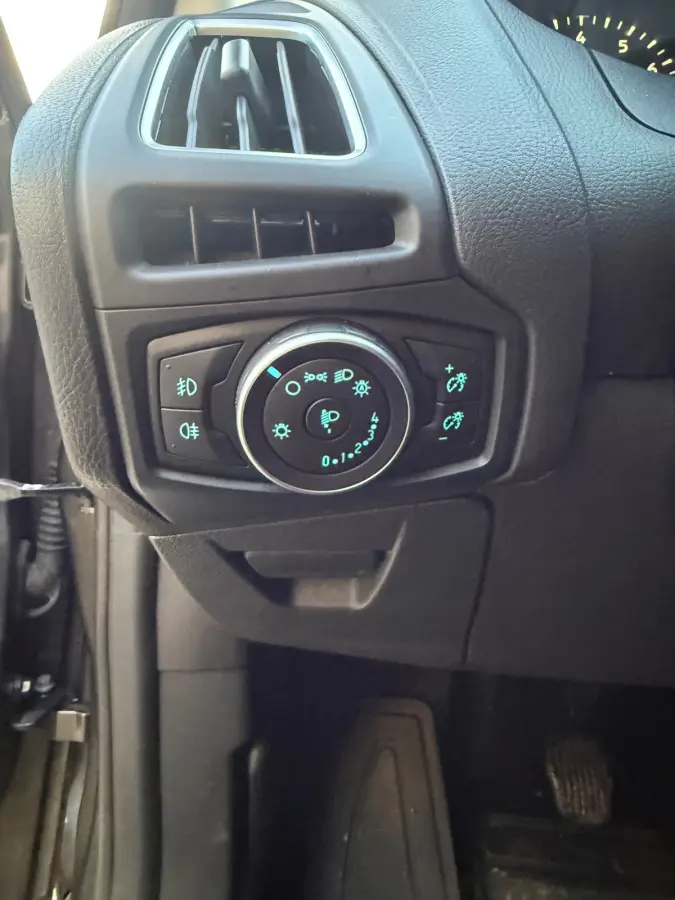 1.0 Titanium 1E EIG|NAVI|PDC|STUUR/STOEL VW/|CRUISE CONTROL|DEALER ONDERHOUDEN|