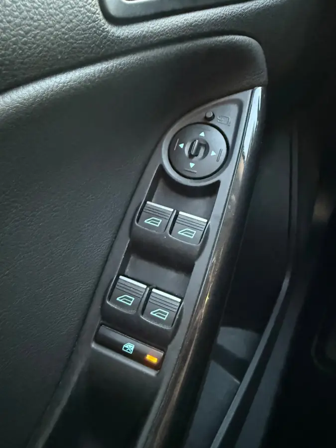 1.0 Titanium 1E EIG|NAVI|PDC|STUUR/STOEL VW/|CRUISE CONTROL|DEALER ONDERHOUDEN|