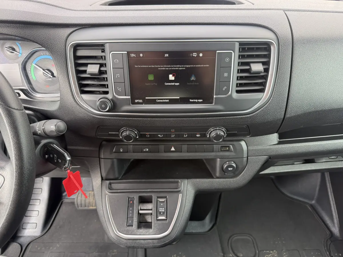 e-Vivaro 75kWh 136PK
