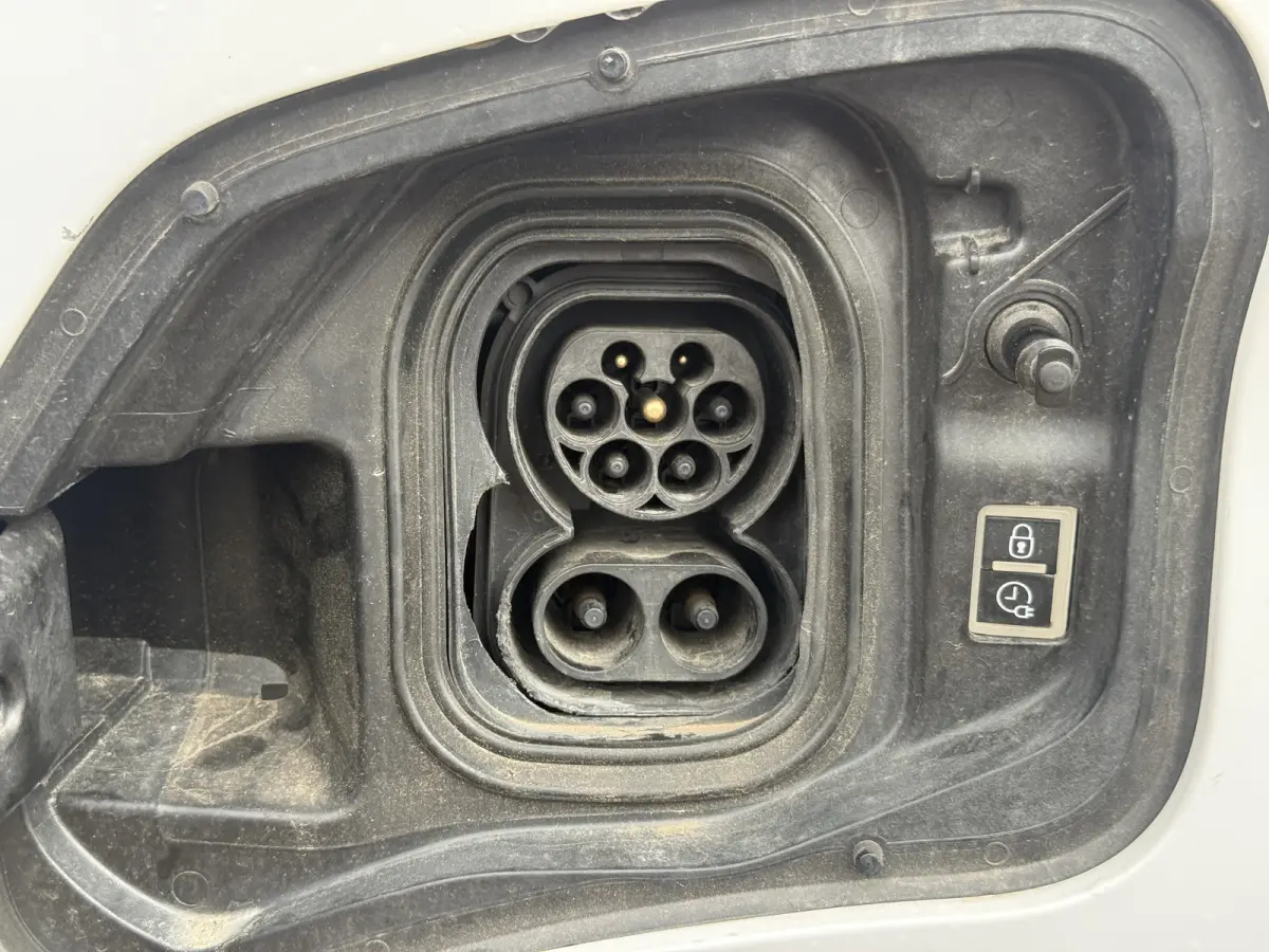 75kWh 136PK L3H1 Elektrisch 330km WLTP Snelladen Climate Control Cruise Control Carplay Camera Parkeersensoren v+a