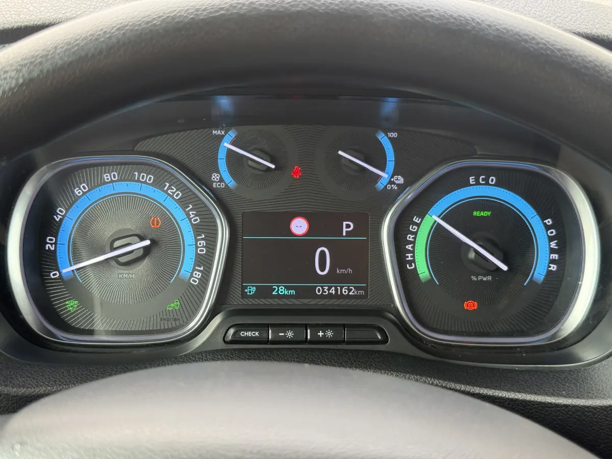 75kWh 136PK L3H1 Elektrisch 330km WLTP Snelladen Climate Control Cruise Control Carplay Camera Parkeersensoren v+a