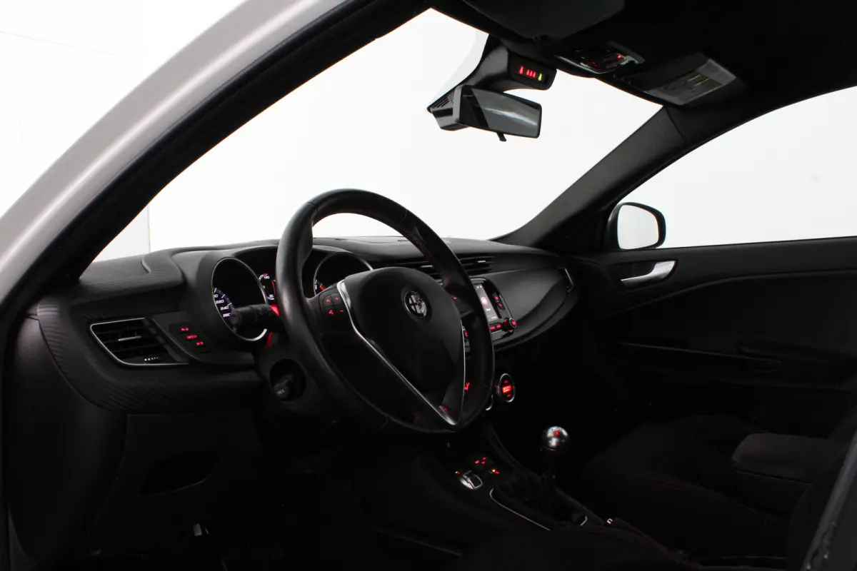 1.4 Turbo MultiAir Sprint > Trekhaak/18inch/navigatie/parkeersensor