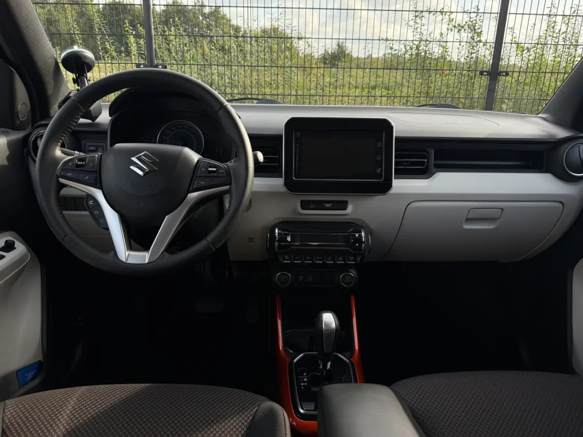 1.2 Stijl | Camera | Carplay | Navi | Cruise Control | Trekhaak | Automaat |
