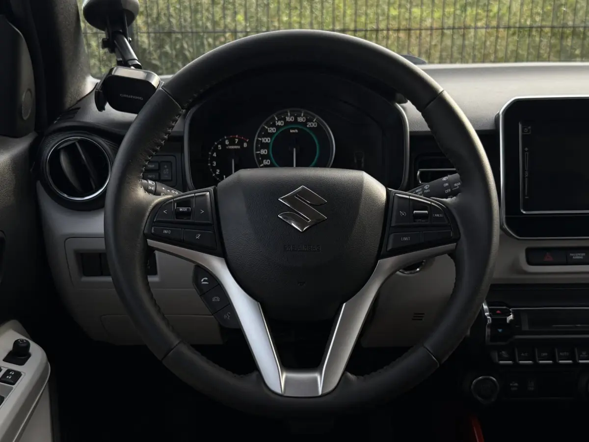 1.2 Stijl | Camera | Carplay | Navi | Cruise Control | Trekhaak | Automaat |