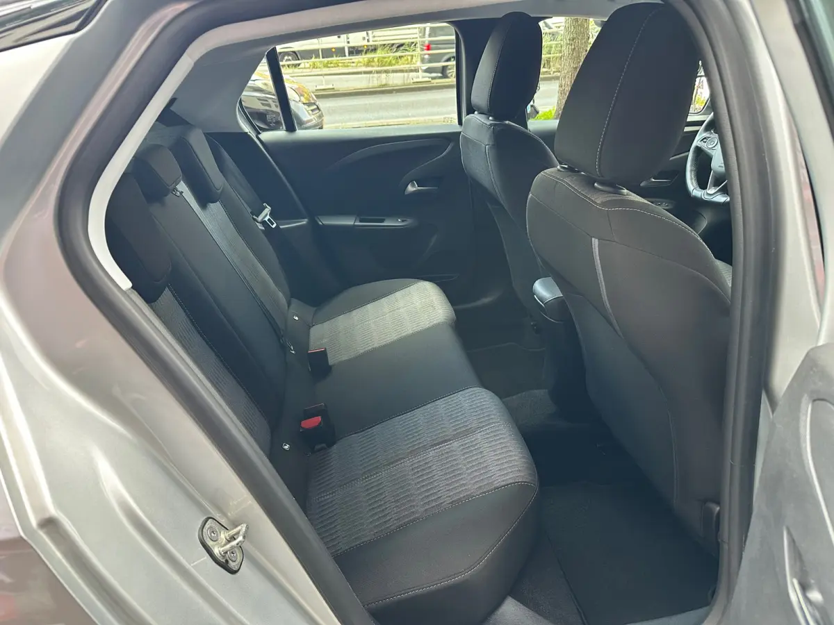 1.2 Elegance Automaat Navi Airco Carplay PDC